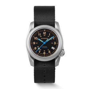 voyager 100m waterproof titanium automatic field watch | vintage noir