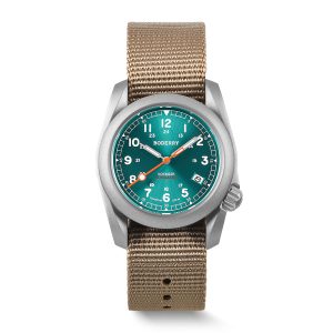 voyager 100m waterproof titanium automatic field watch | peacock green