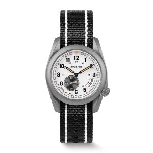 voyager 38 100m waterproof titanium field watch | white
