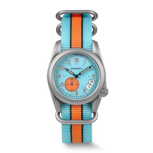 voyager 38 100m waterproof titanium field watch | 917g