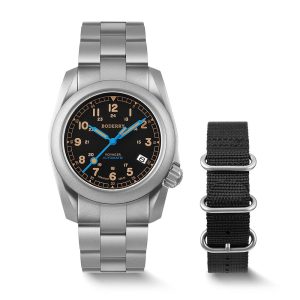 voyager 100m waterproof titanium automatic field watch | vintage noir bracelet